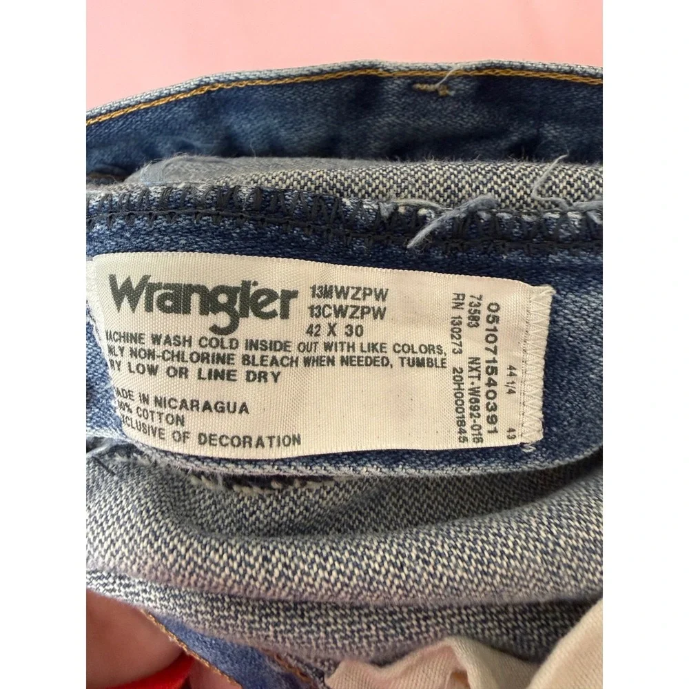 Wrangler Mens Blue Denim Jeans‎ 42x30 Straight Leg Work Pants Casual Wear